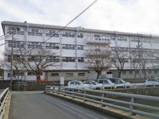 折尾中学校耐震補強工事（北九州市八幡西区）